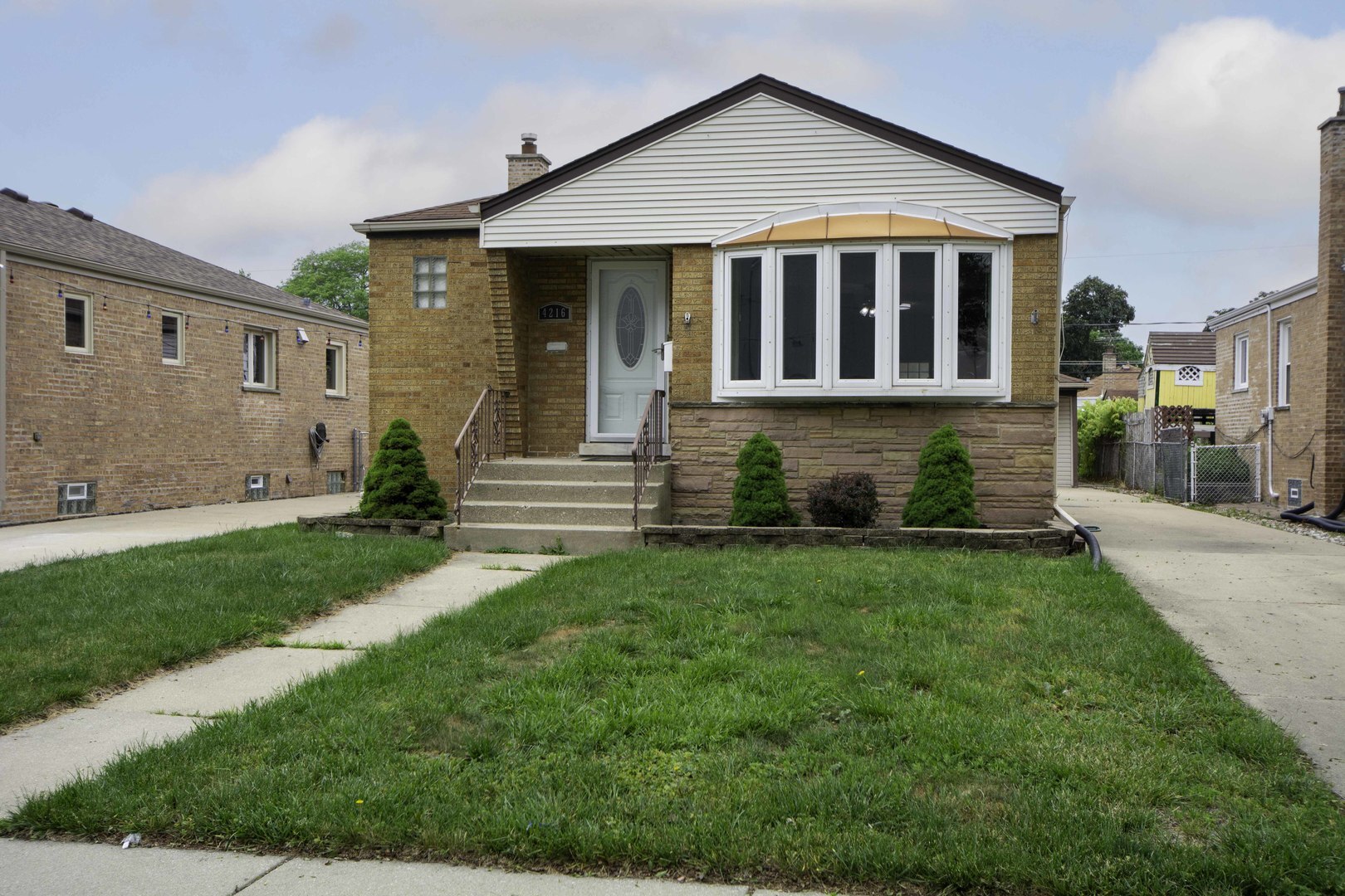 Property Photo: 4216 N Octavia Avenue IL 60706