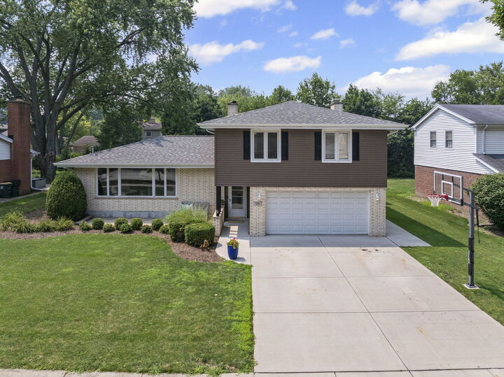 516 S Patton Avenue  Arlington Heights IL 60005 photo