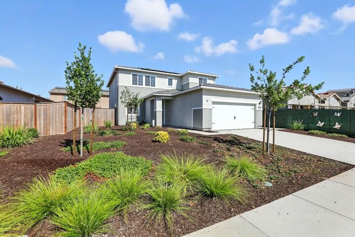 Property Photo:  4611 Duckhawk Circle  CA 95742 