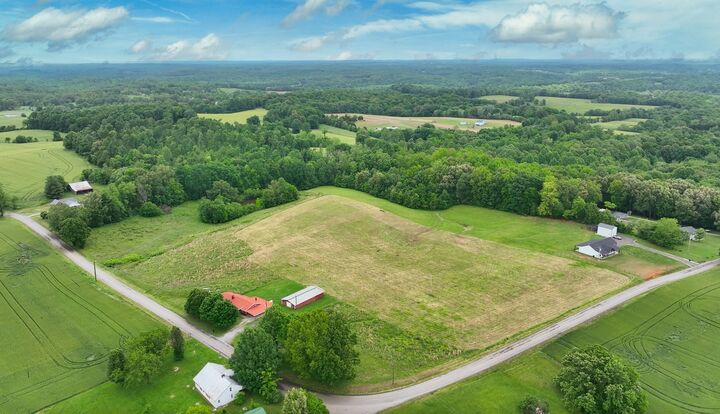 Property Photo:  192 Nubia Rd  TN 37186 