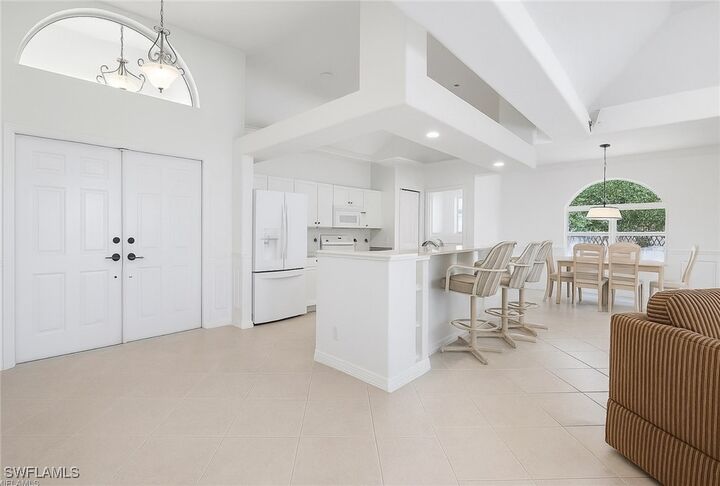 Property Photo: 4382 Pomarine Court FL 34119