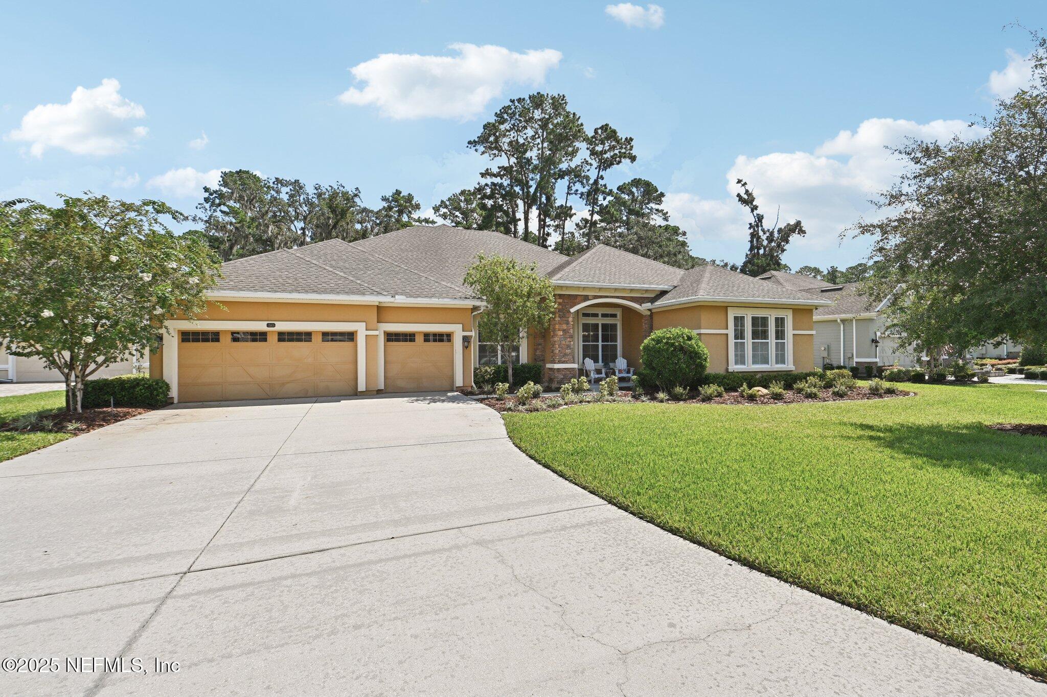 Property Photo: 2513 Riley Oaks Trail FL 32223