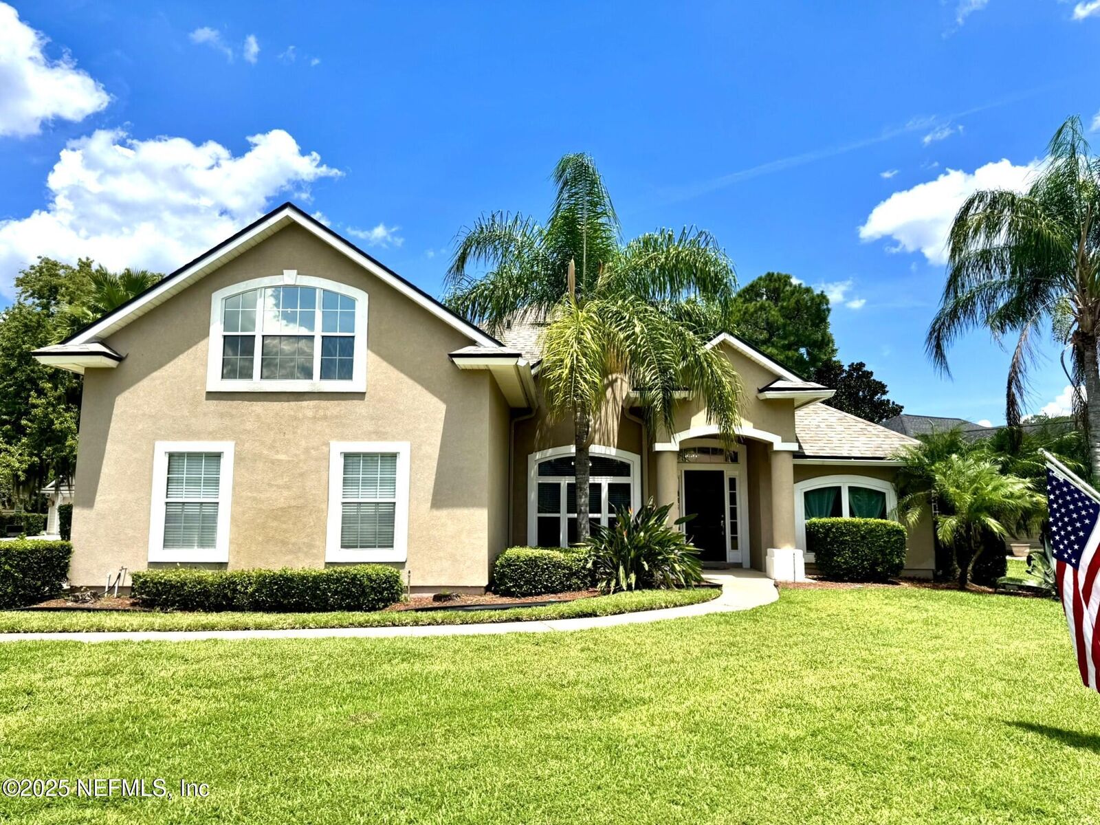 Property Photo:  2208 Wide Reach Drive  FL 32003 