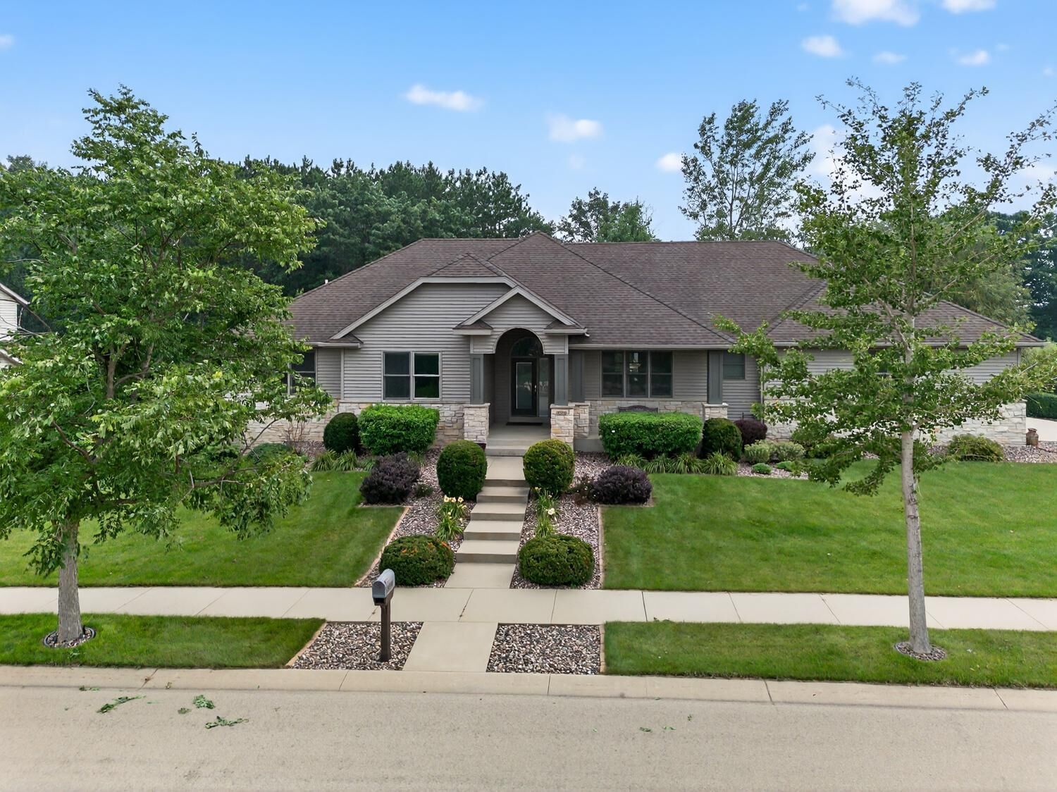 Property Photo:  5274 Southwood Drive SW  MN 55902 