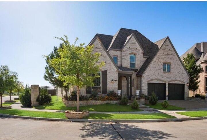 1910 Woodland Skipper Way  Arlington TX 76005 photo