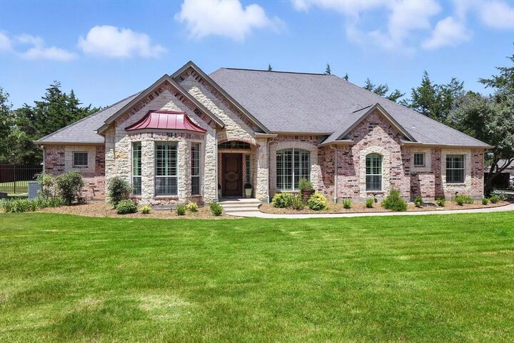 Photo de la propriété: 3641 Laura Court TX 76065