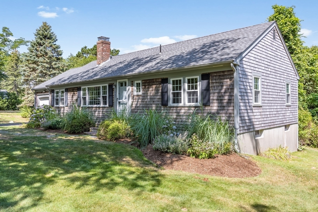 Property Photo:  306 Scargo Hill Rd  MA 02660 