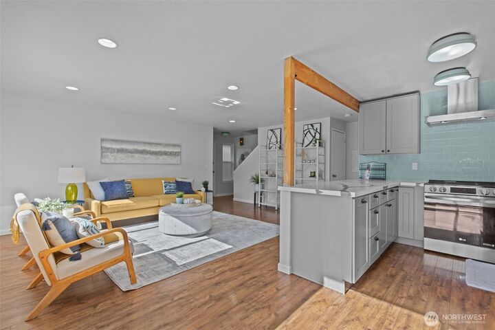 Property Photo:  1128 N 91st Street  WA 98103 