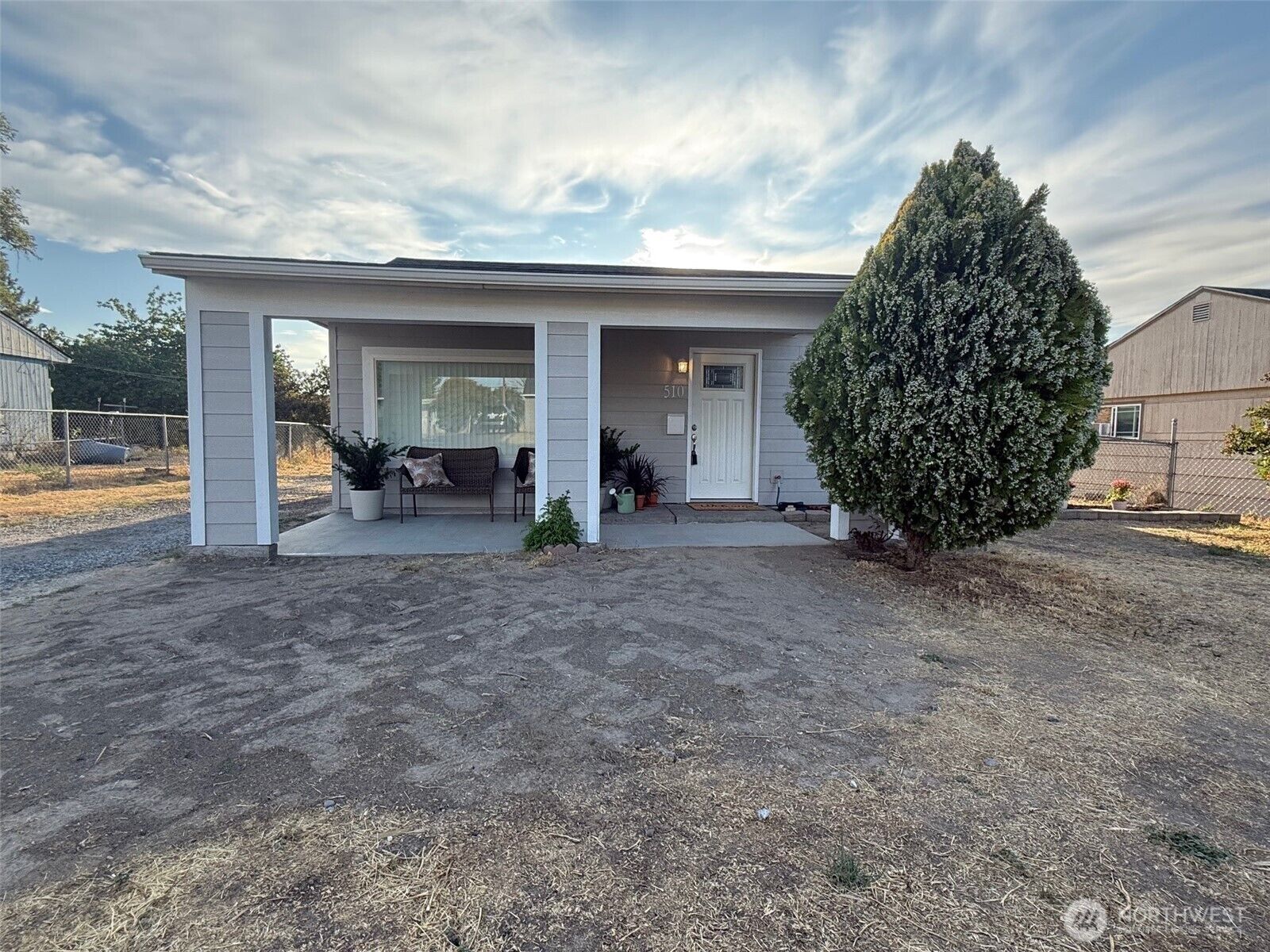 Property Photo: 510 S Juniper Drive WA 98837