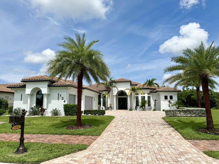 134 SE Fiore Bello  Port Saint Lucie FL 34984 photo