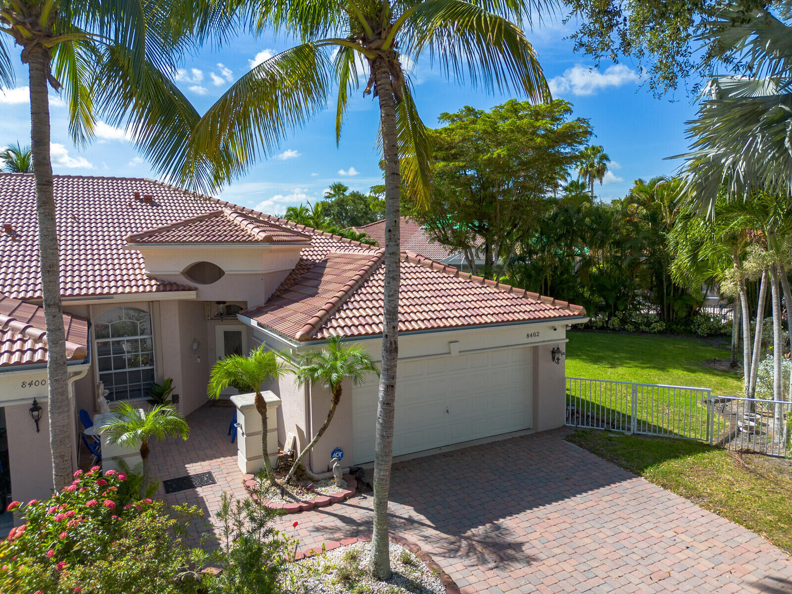 Property Photo: 8402 Staniel Cay FL 33411