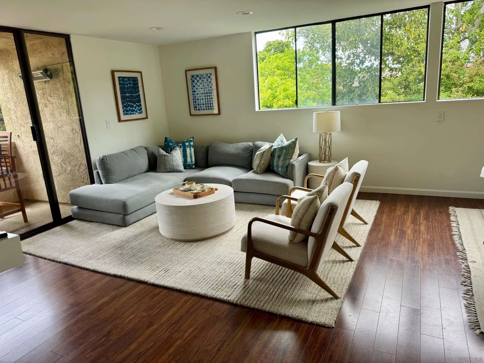 Property Photo: 2420 Torrey Pines Rd 304B CA 92037