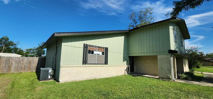 Property Photo: 708 Alabama Street LA 70663