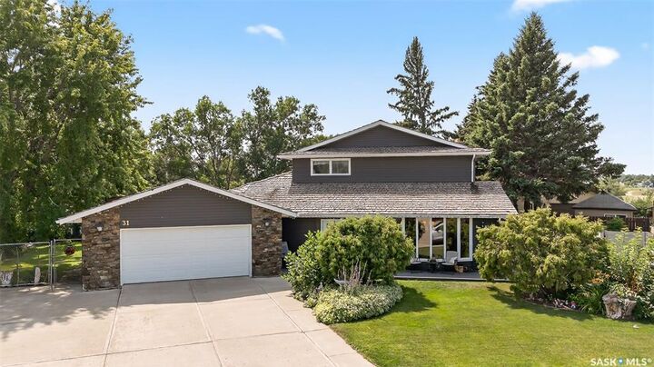 31 Bluebell Crescent  Moose Jaw SK S6J 1A1 photo