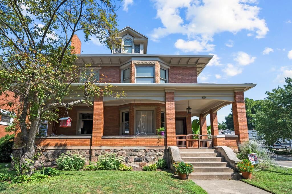 Property Photo:  215 2nd St  OH 45601 