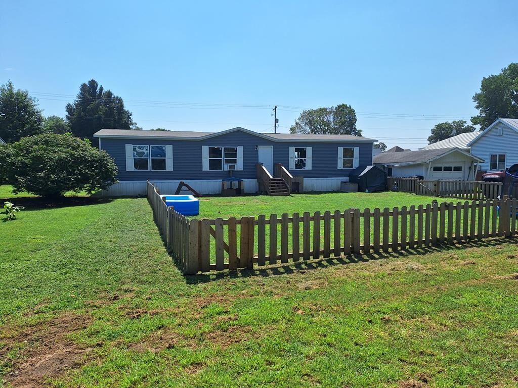 Property Photo: 1048 Jackson Street OH 45673