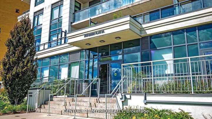 Property Photo:  840 Queen'S Plate Drive 1003  ON M9W 0E7 