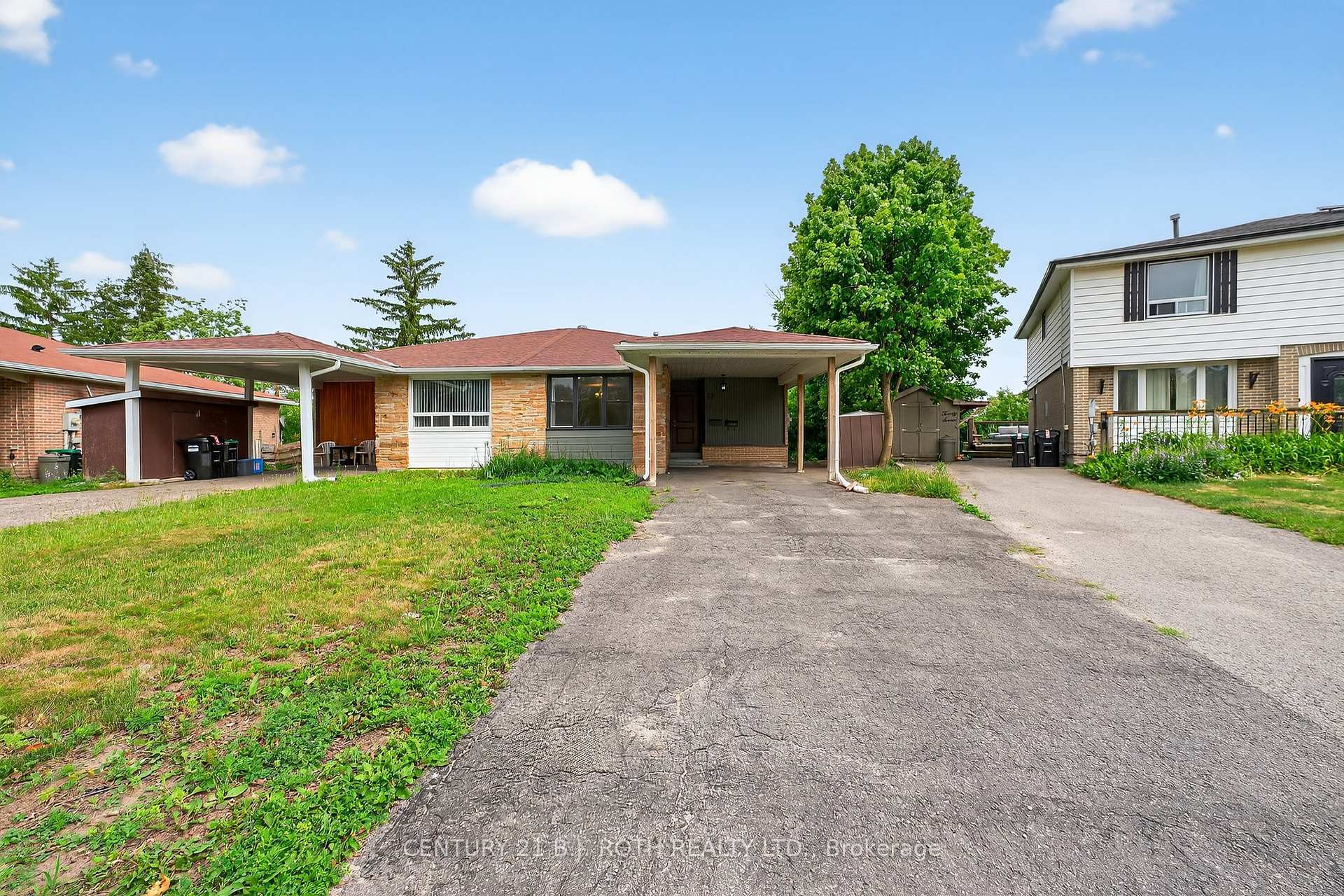 Property Photo:  29 Daphne Crescent  ON L4M 2Y7 
