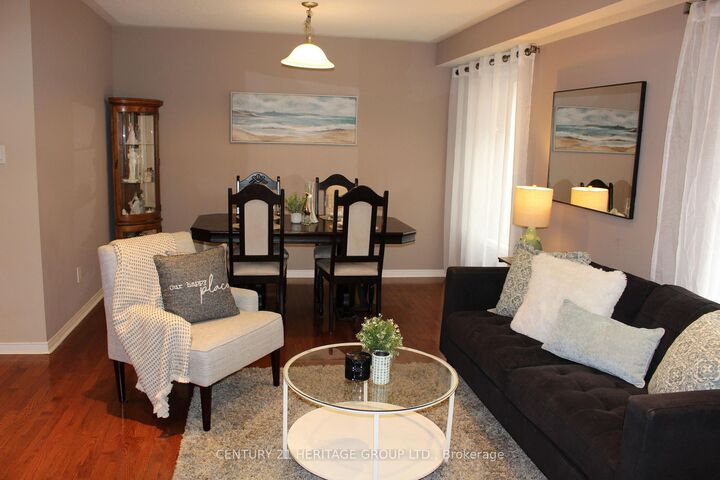 Property Photo: 185 River Ridge Boulevard ON L4G 7T7