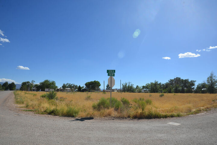 2525 W 3350 N  Cedar City UT 84721 photo