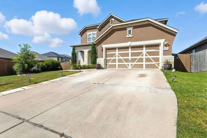 Property Photo: 12508 Franklin D Roosevelt Street TX 78653