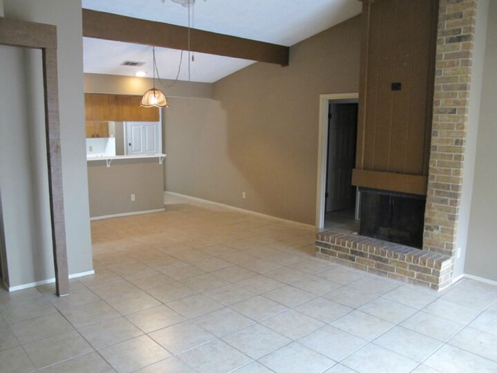 Property Photo: 8111 Ceberry Drive B TX 78759
