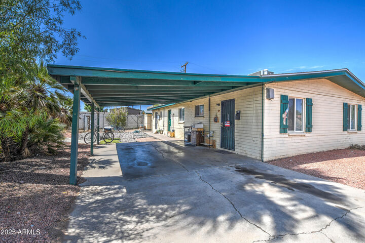 Property Photo:  2039 W Pasadena Avenue  AZ 85015 