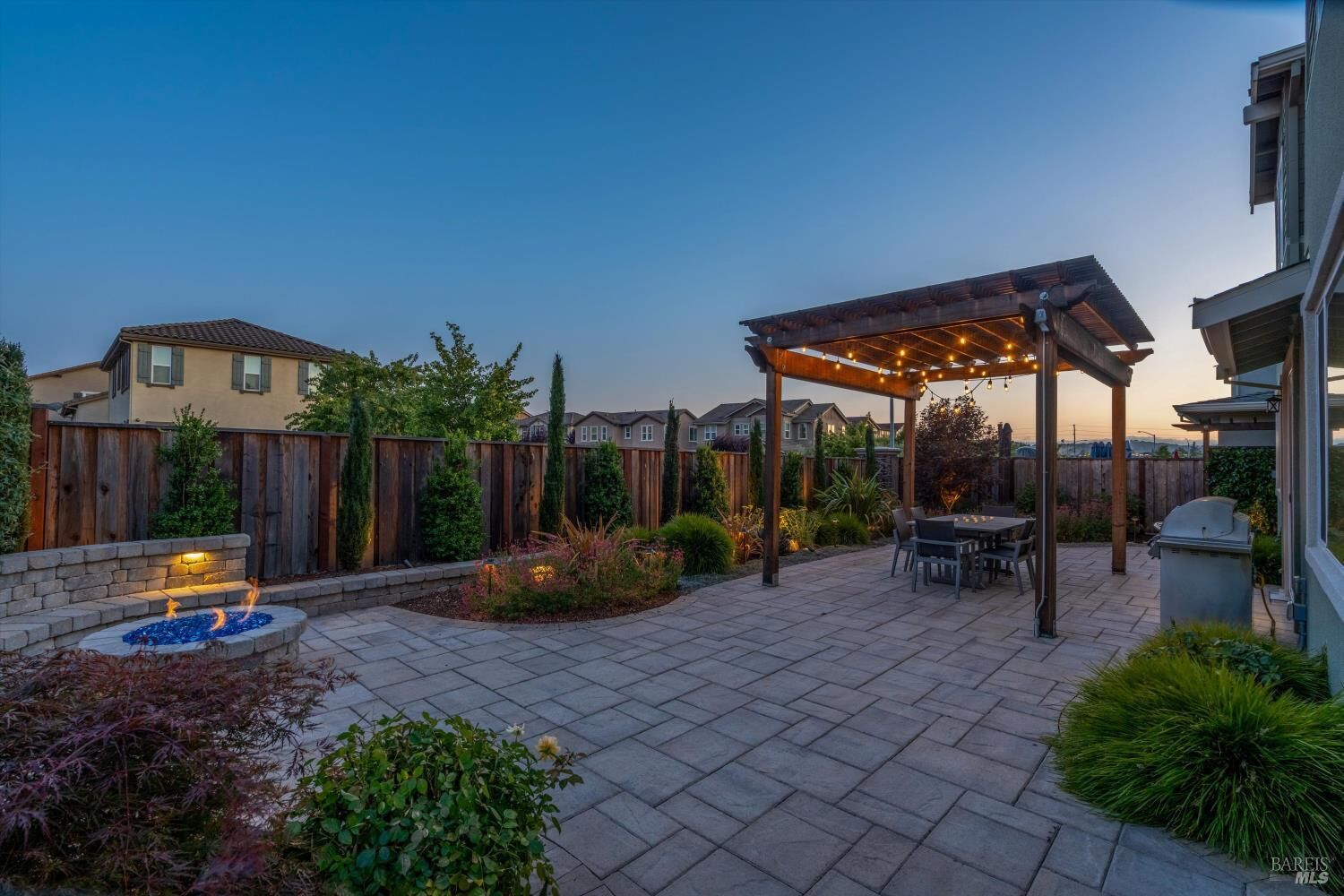 Property Photo:  349 Vinterra Court  CA 94559 