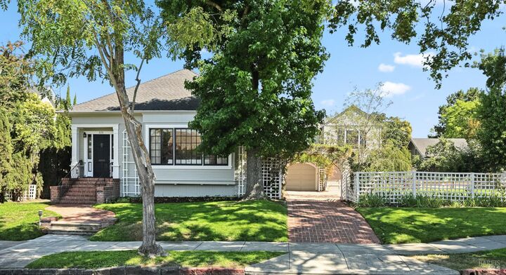 335 Bassett Street  Petaluma CA 94952 photo