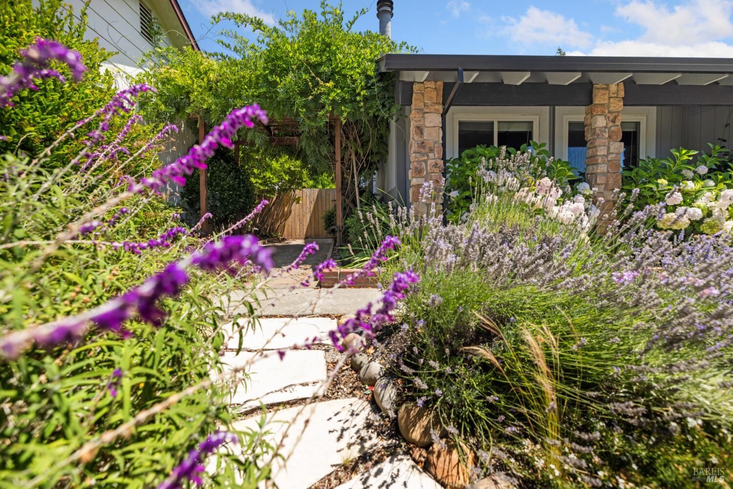 Property Photo:  1144 Cielo Circle  CA 94928 