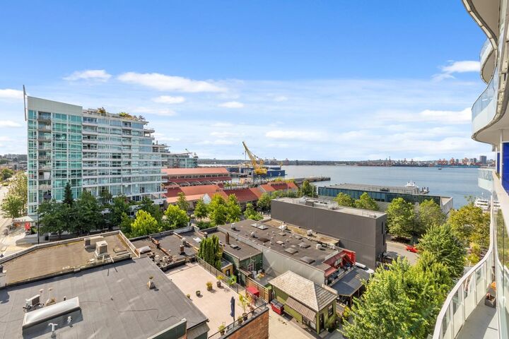 Property Photo: 118 Carrie Cates Court 707 BC V7M 0G6