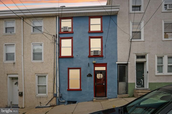 Property Photo: 186 Conarroe Street PA 19127