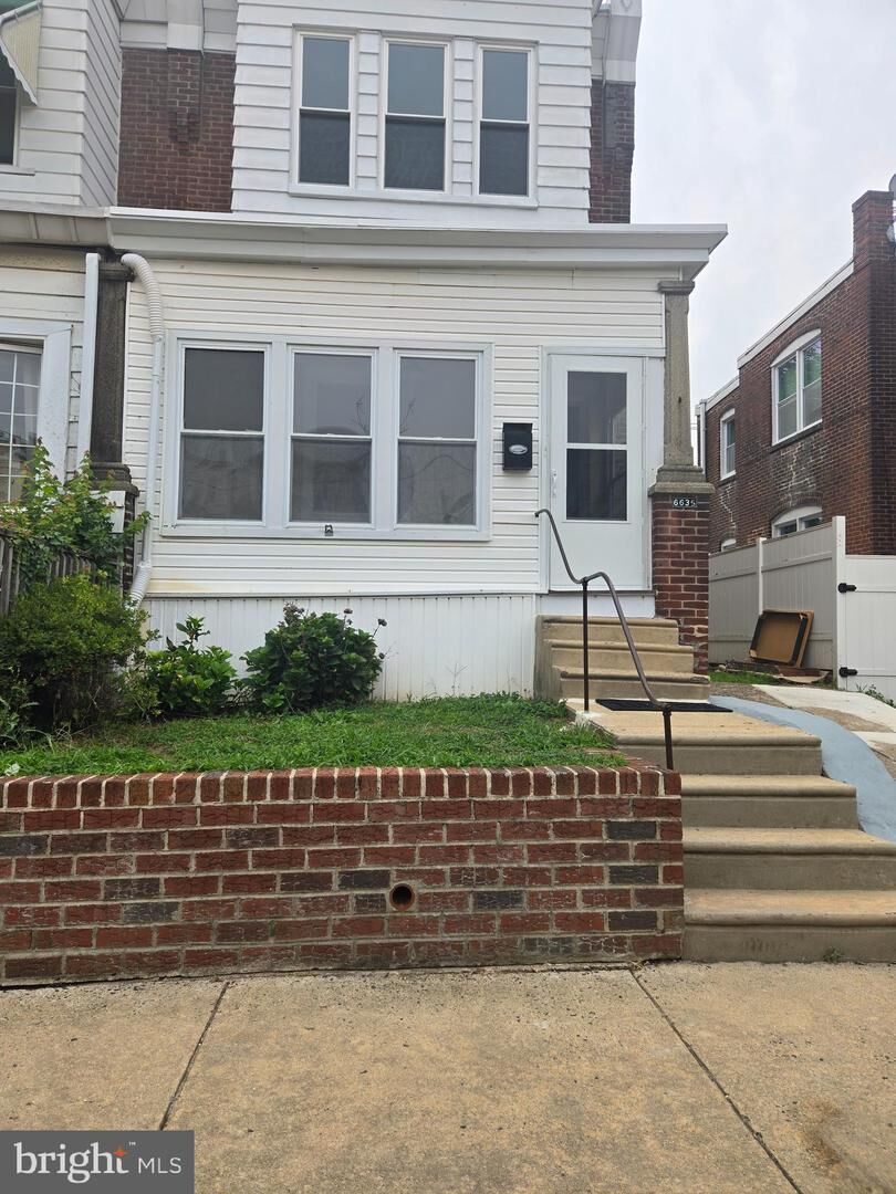 Property Photo:  6635 Jackson Street  PA 19135 
