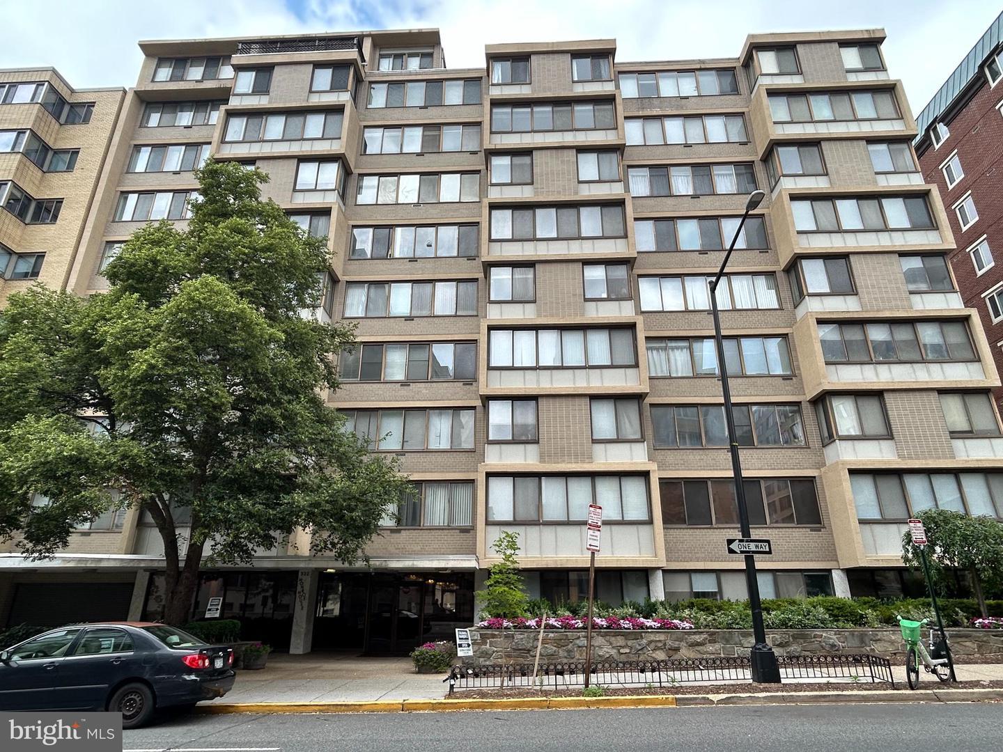 Property Photo: 522 21st Street NW 702 DC 20006