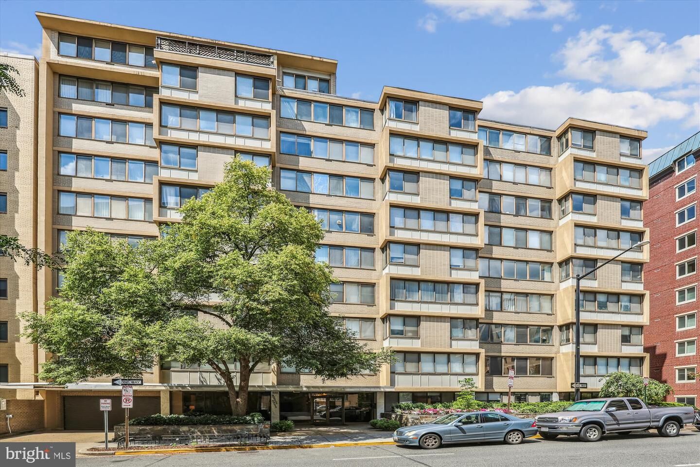 Property Photo:  522 21st Street NW 702  DC 20006 