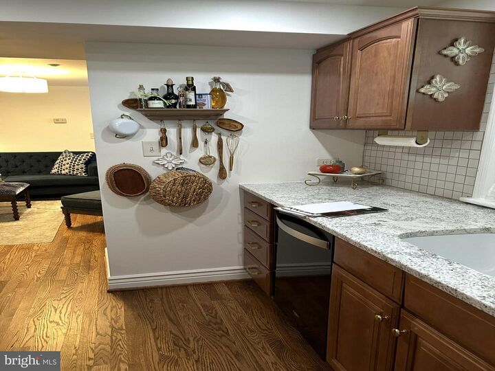 Property Photo:  37 S Prospect Street 101  MD 21740 