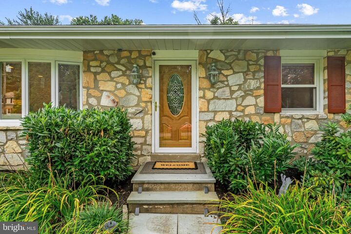 Property Photo: 168 Woodstock Road PA 19085