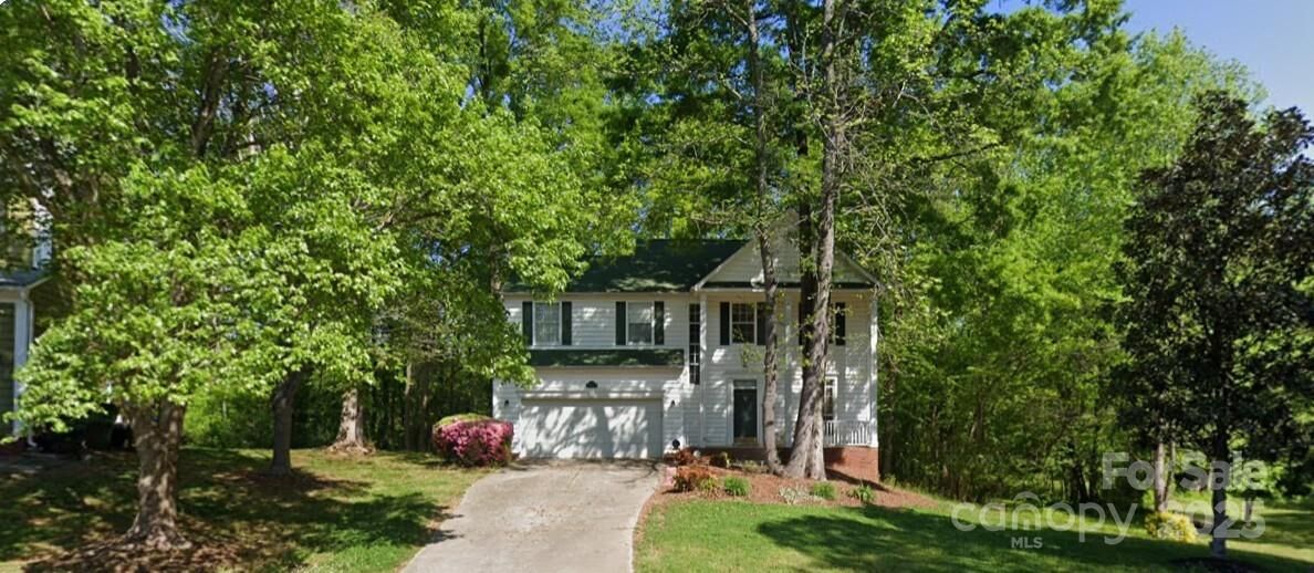 Property Photo:  8731 Woodhill Manor Court  NC 28215 