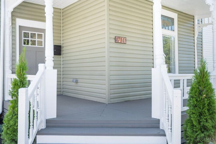 Property Photo: 4714 Castle Place OH 45227