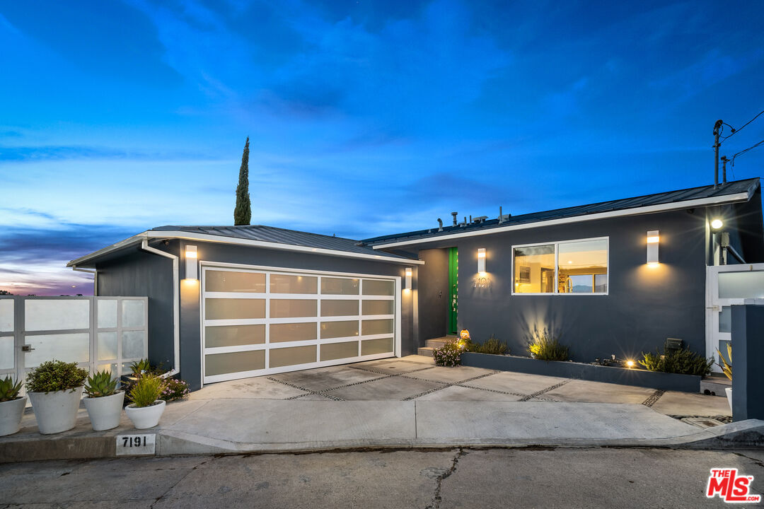 Property Photo: 7191 Pacific View Dr CA 90068