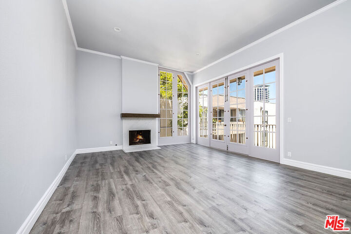 Property Photo: 1260 S Beverly Glen Blvd CA 90024