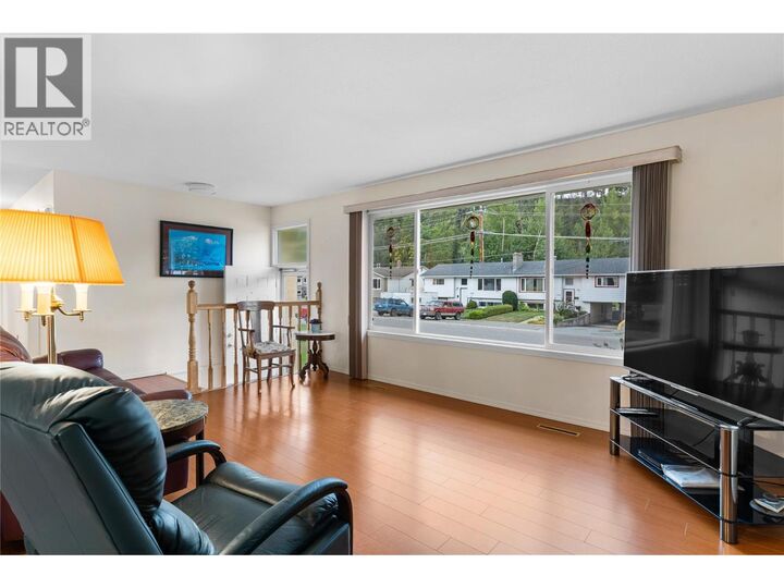 Photo de la propriété:  1390 Creekside Road  BC V1X 1B4 
