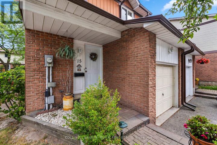 Property Photo:  540 Dorchester Drive 15  ON L1J 6M5 