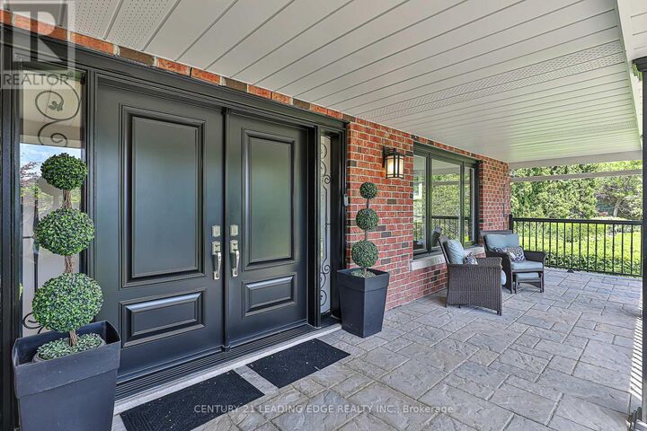 Photo de la propriété: 2 Homestead Court ON L3P 5C3