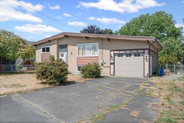 Property Photo: 45259 Stirling Avenue BC V2R 2M7