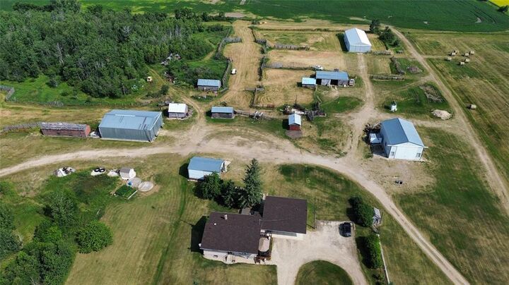 Photo de la propriété: 81013 135 Road North MB R0L 1S0