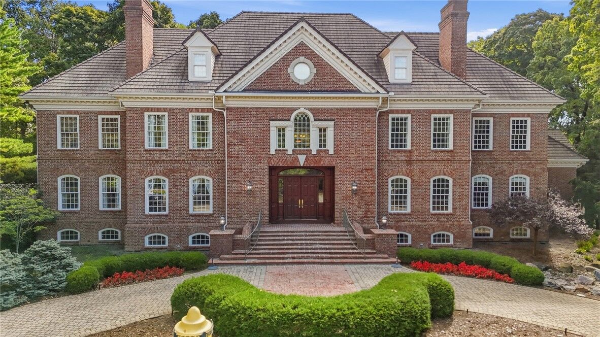 Property Photo:  5048 Oak Manor Court  OH 45429 