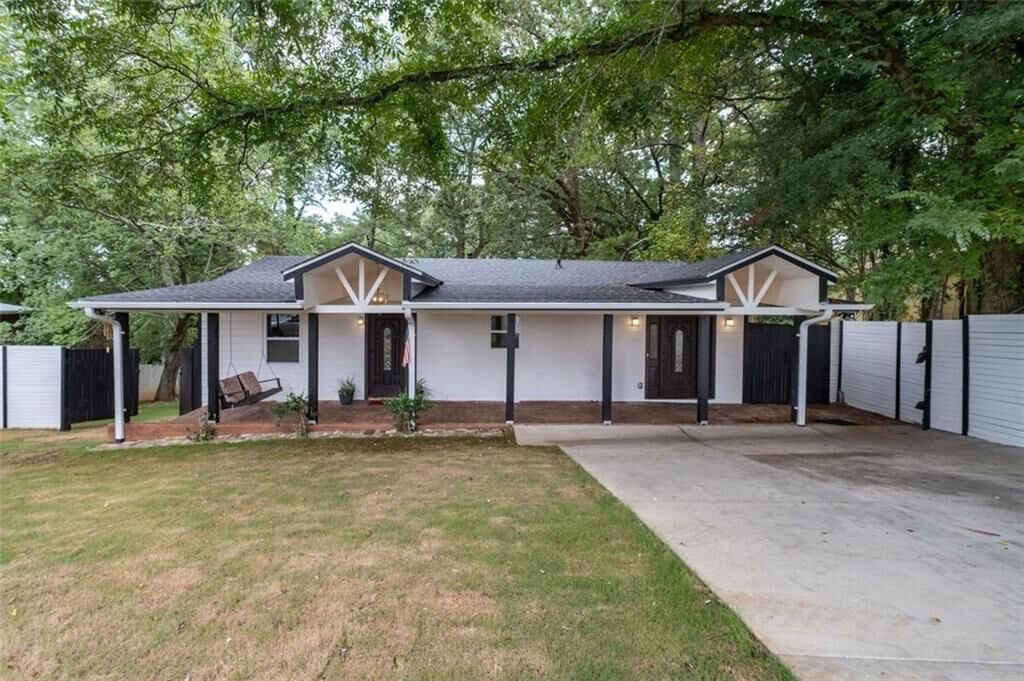 Property Photo: 2193 Abner Place NW GA 30318