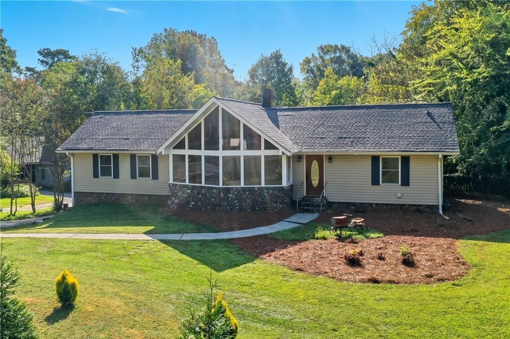 Property Photo:  6306 Putnam Ford Drive  GA 30189 