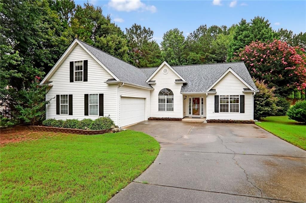 Property Photo:  5633 Dexters Mill Place  GA 30518 